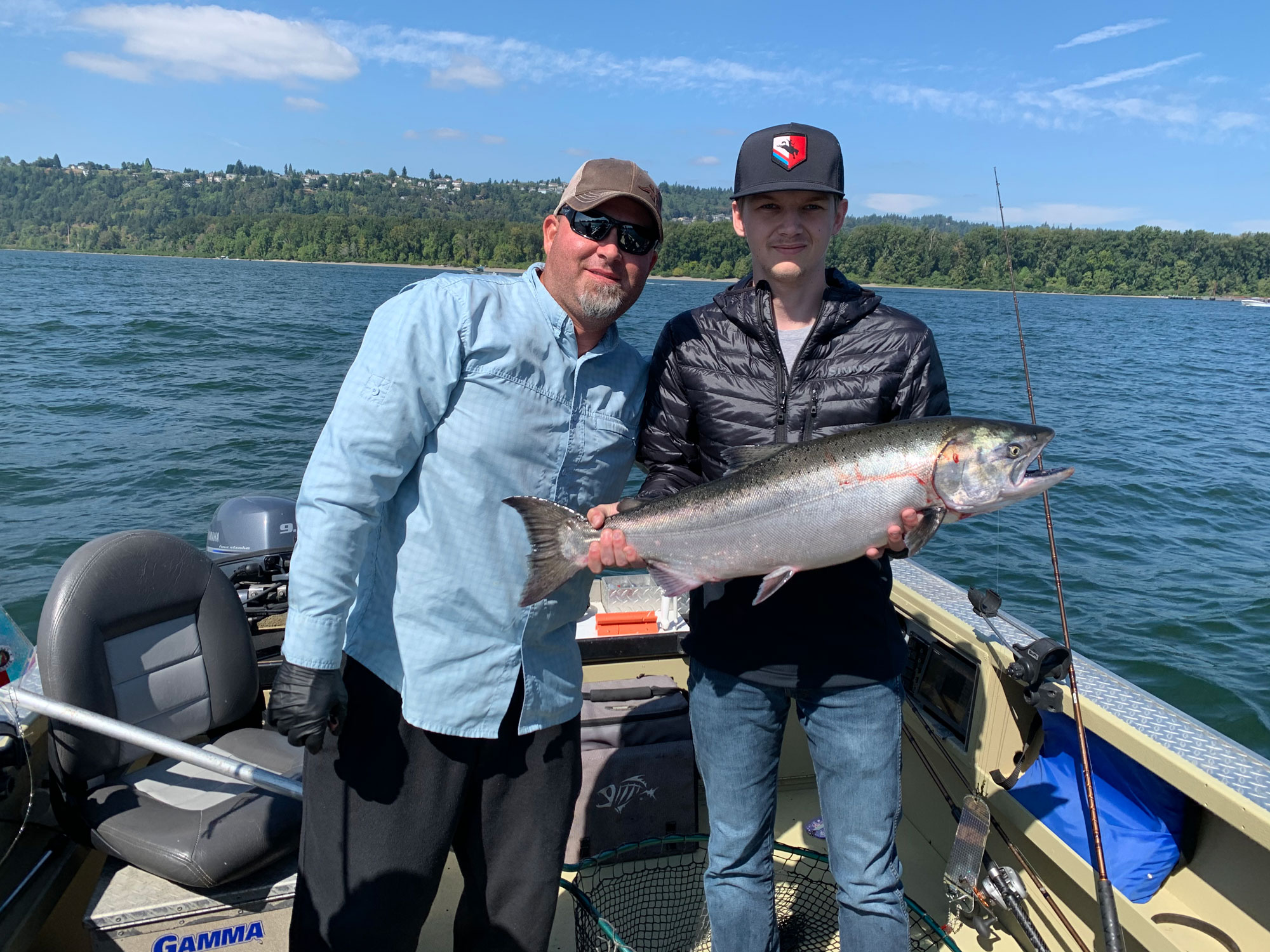 Columbia-River-Salmon-FISHING-CHARTERS-OREGON